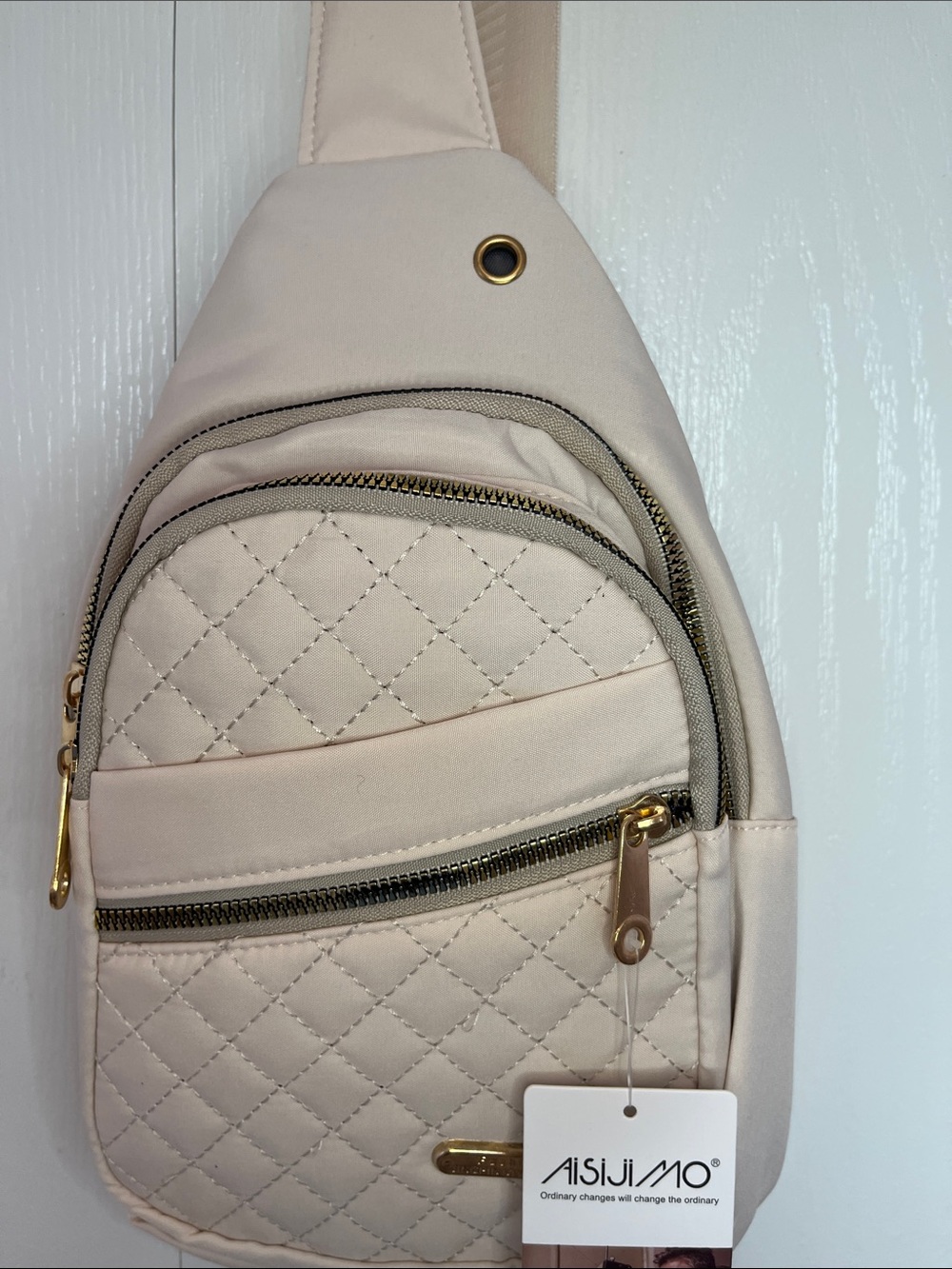 Aisijimo Quilted Crossbody Sling Bag